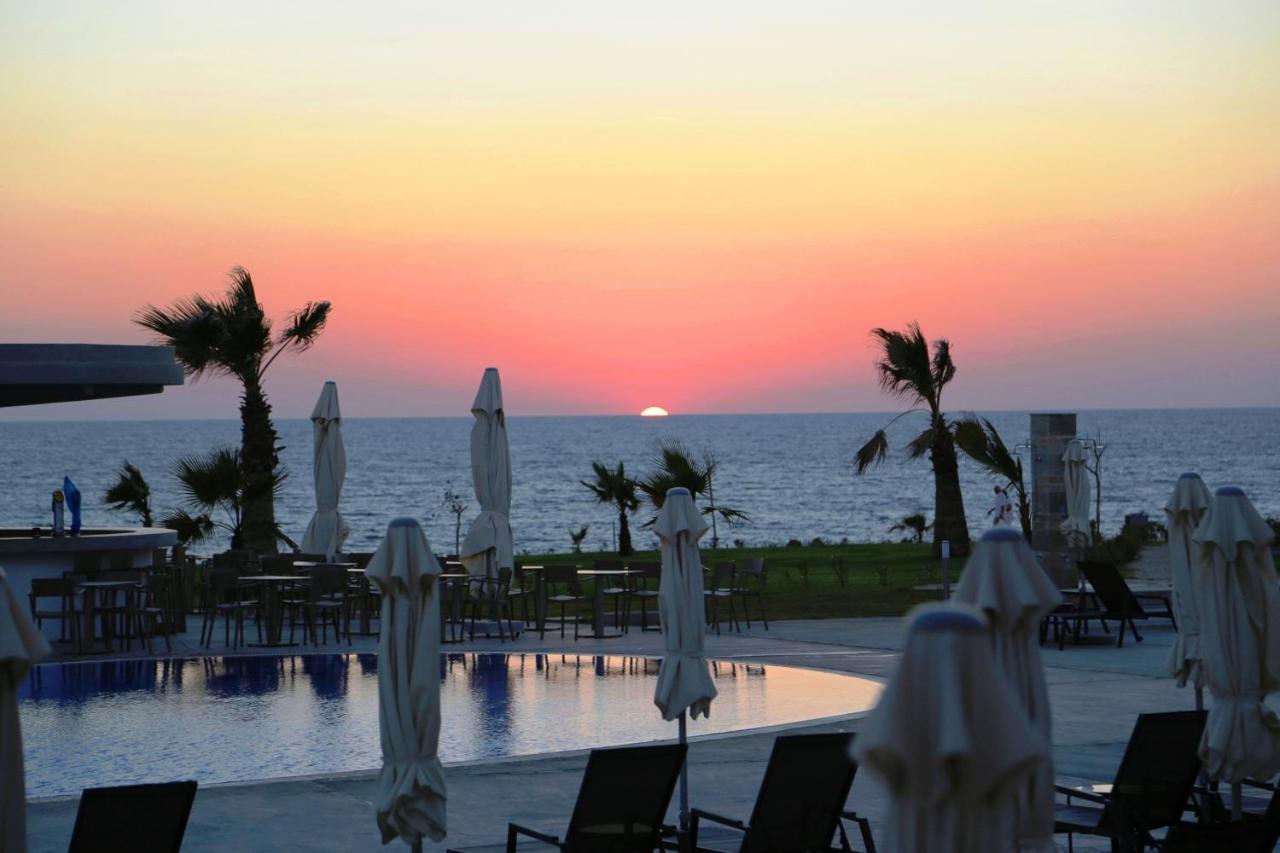 Gold Lagoon Kosher Hotel Paphos 外观 照片