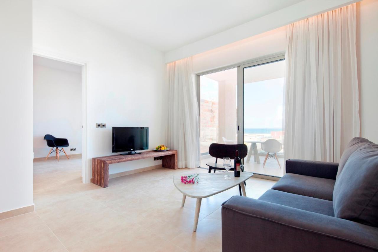 Gold Lagoon Kosher Hotel Paphos 外观 照片