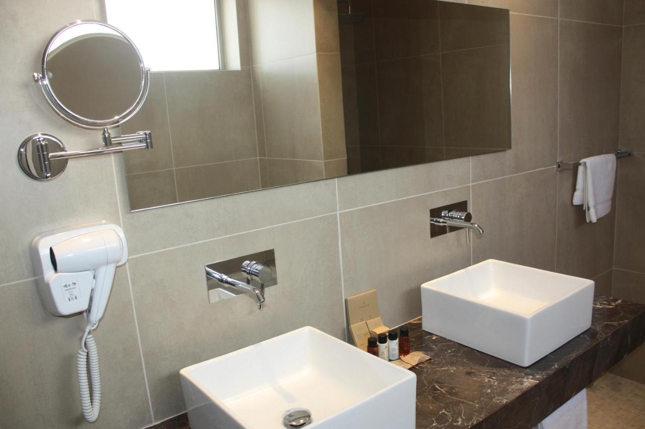 Gold Lagoon Kosher Hotel Paphos 外观 照片